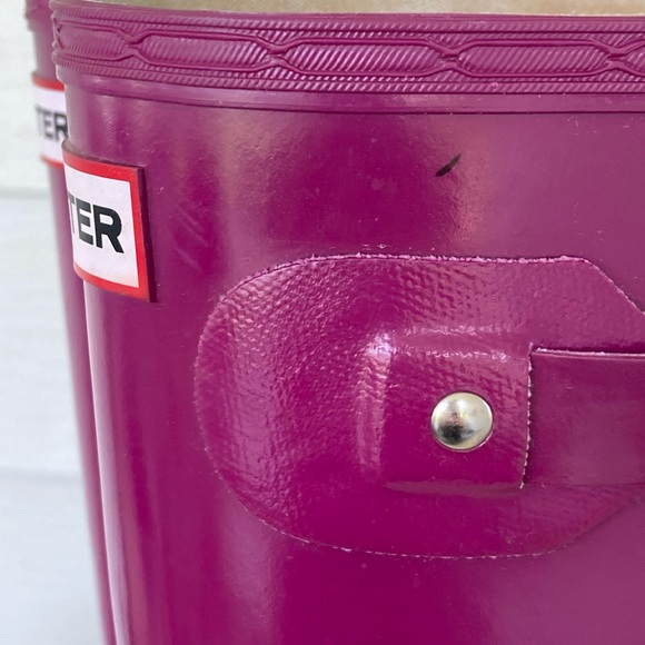Women’s Hunter Boots Tall Rain Boots 👢in glossy finish. Size 7,  eggplant 🍆 - Picture 9 of 12